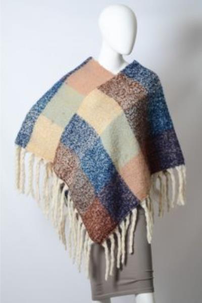 COLOR BLOCK TASSEL POLYESTER PONCHO