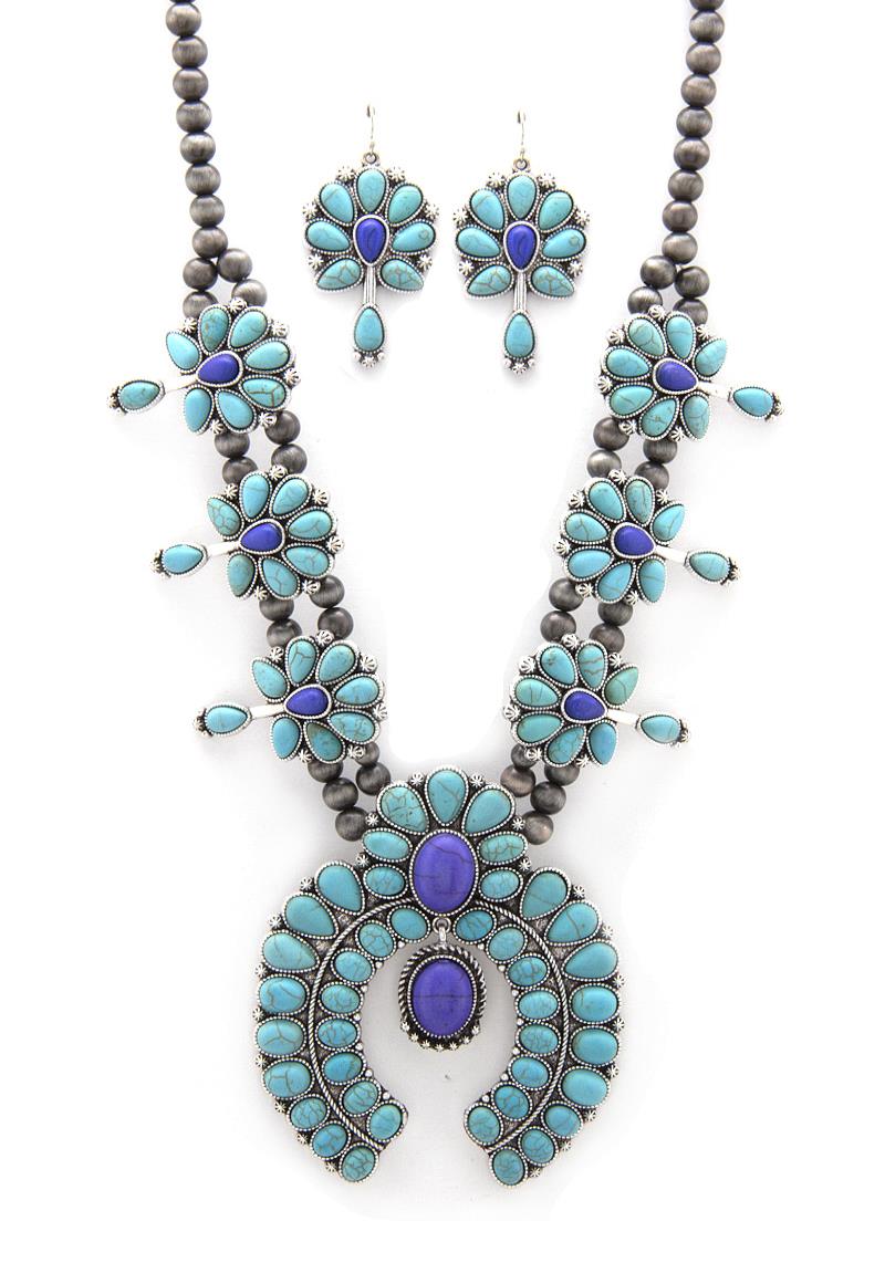 WESTERN CHUNKY NATURAL STONE STATEMENT NECKLACE