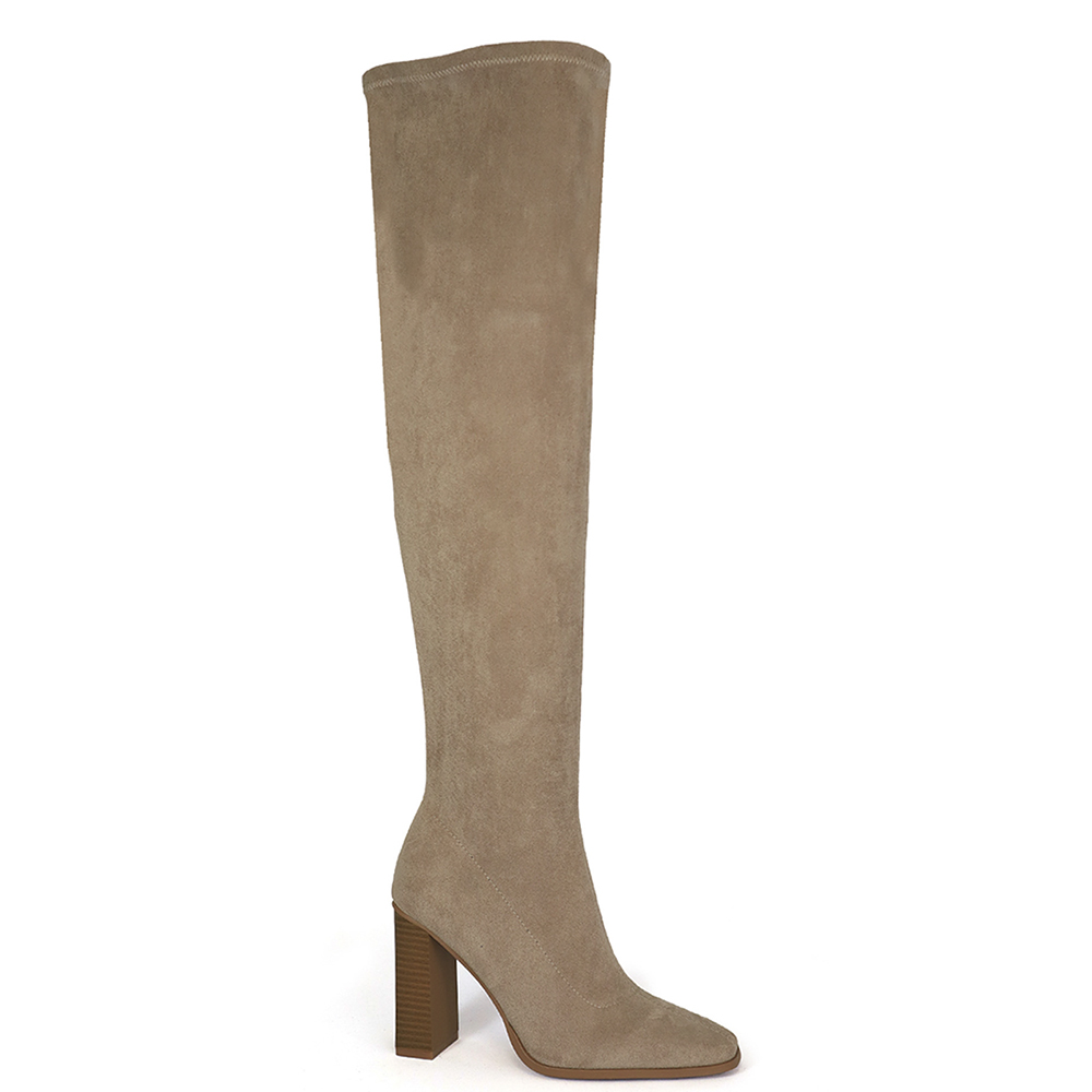 SMOOTH LEG HEEL BOOTS 12 PAIRS