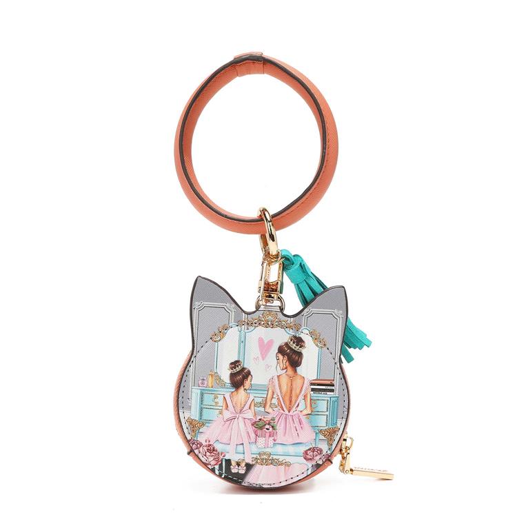 CARRY OUR CUTE CAT COIN PURSE AROUND YOUR WRIST OR ATTACHED TO YOUR EVERYDAY BAG