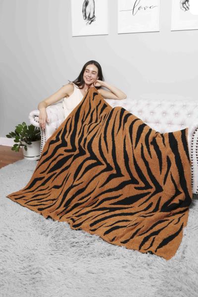TIGER THROW BLANKET