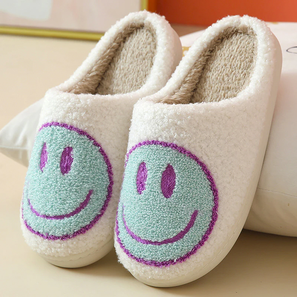 HAPPY FACE FLUFFY COZY HOME SLIPPER