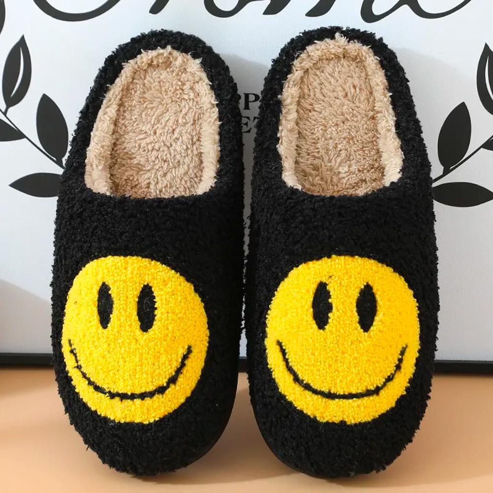HAPPY FACE FLUFFY COZY HOME SLIPPER