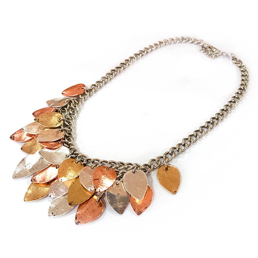 TEARDROP METAL NECKLACE