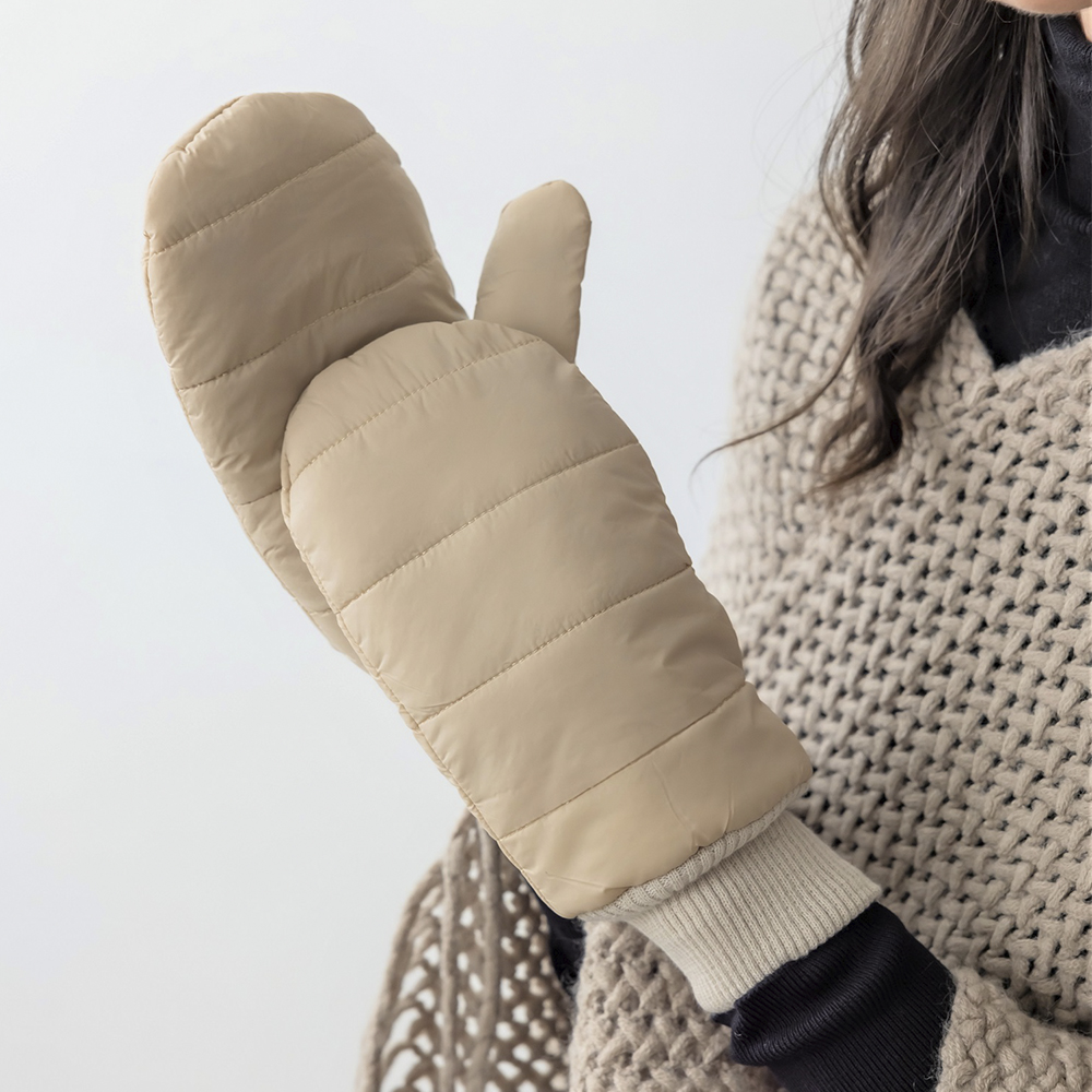 SOLID PADDED MITTENS GLOVES