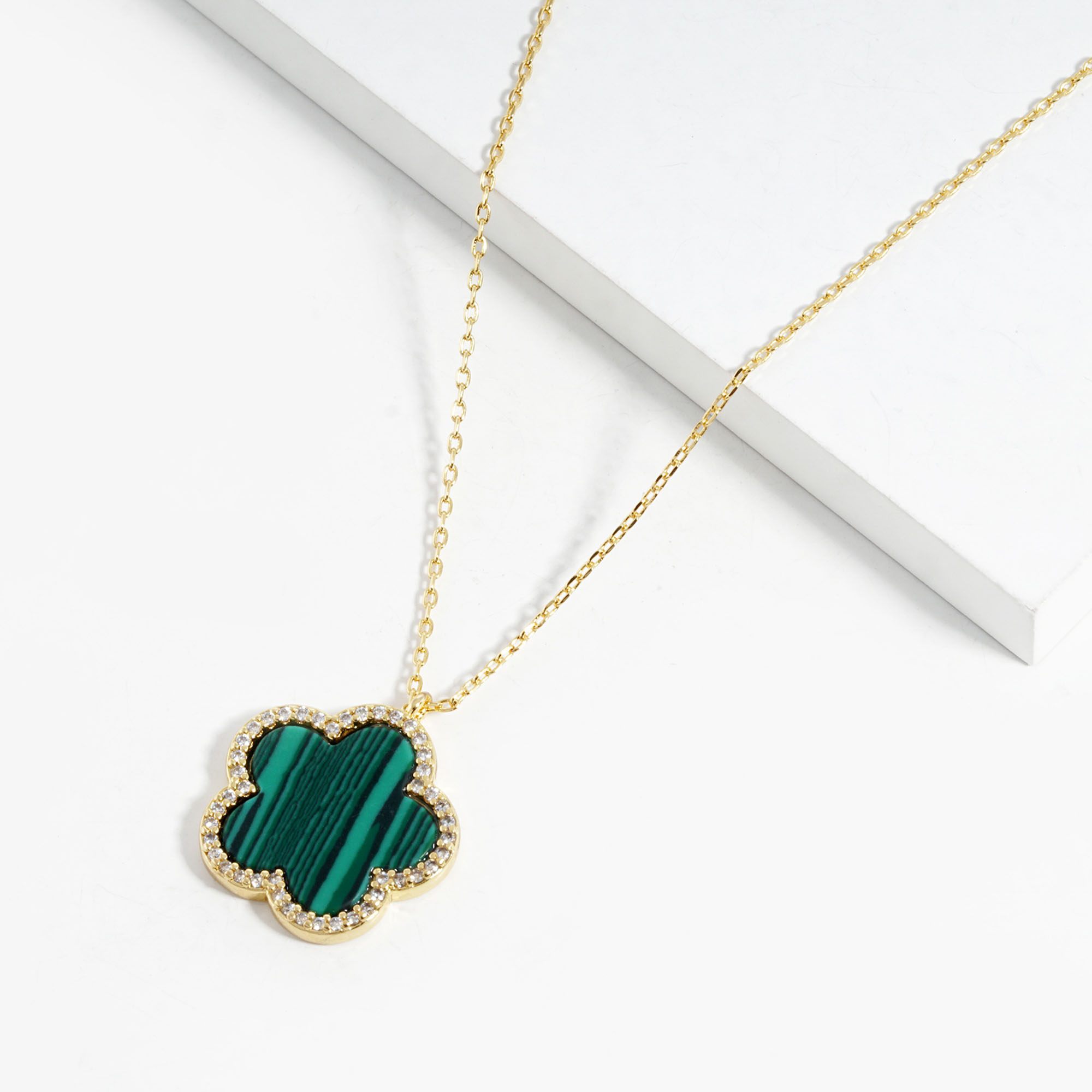 FLOWER RHINESTONE COLOR METAL CHARM NECKLACE