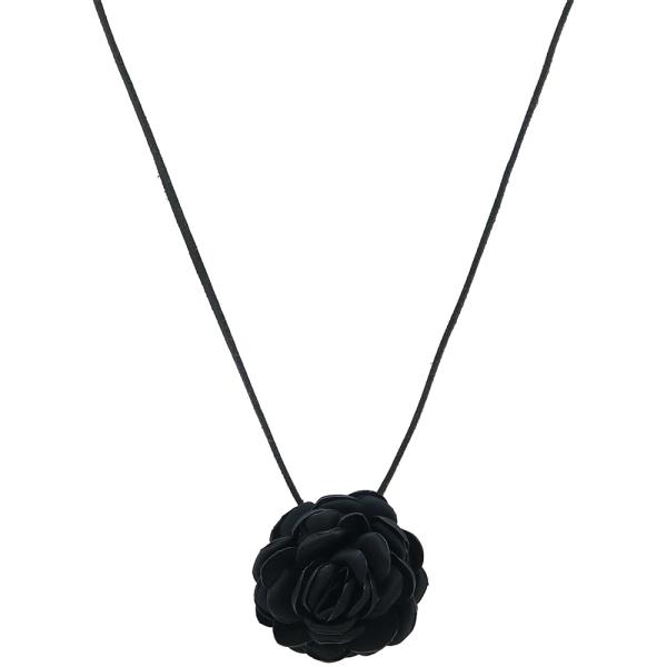 ROSE FLOWER PENDANT NECKLACE