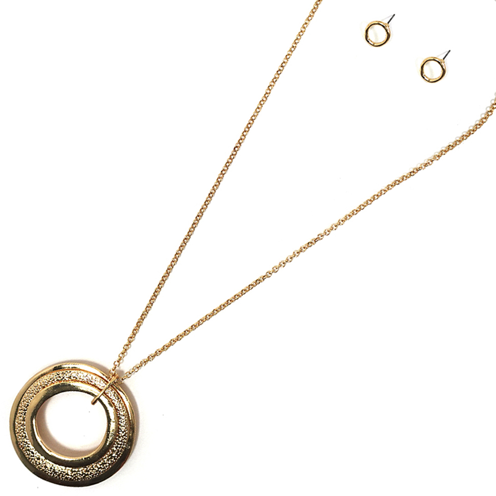 METAL CHAIN W ROUND PENDANT NECKLACE