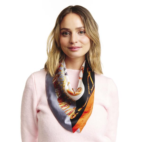 CHAIN & TASSEL PRINTED SILKY BODER BANDAN