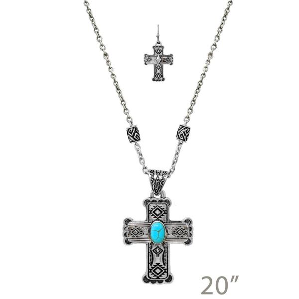 CROSS PENDANT NECKLACE