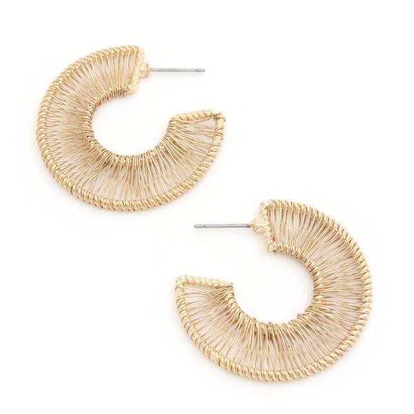 WIRED OPEN CIRCLE EARRING